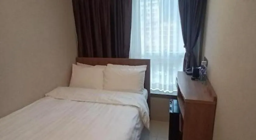 ***  We Hotel Kowloon Hong Kong China
