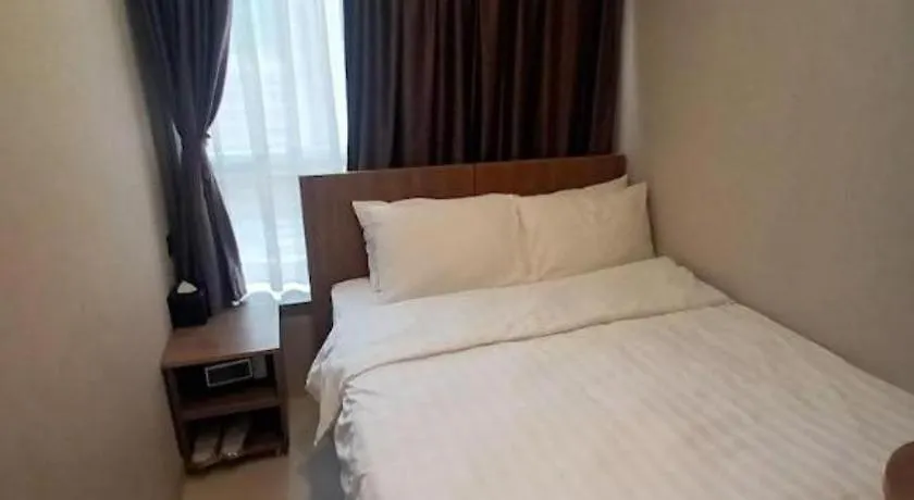 We Hotel Kowloon Hong Kong