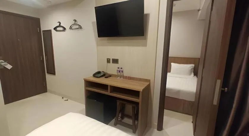 We Hotel Kowloon 香港 3*,  中国